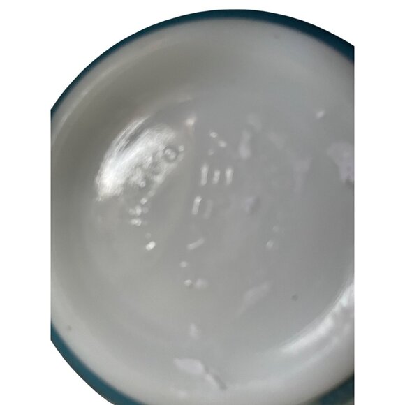 Vintage Pyrex Mixing Bowls Set Of 4 Primary Colors Red & Blue White Interior Nes - Picture 2 of 9